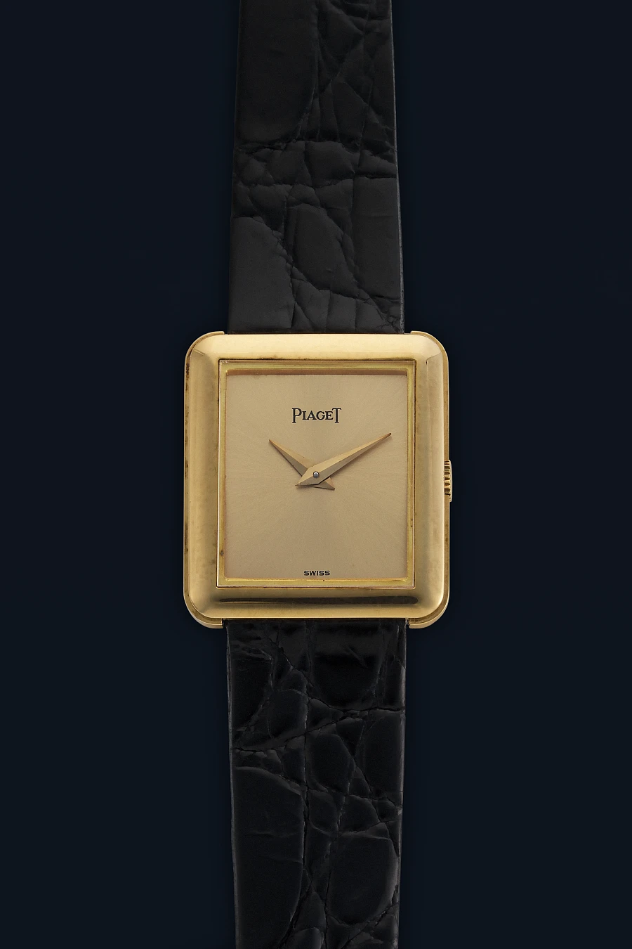 Tank Ref. 41542 in 18k Yellow Gold