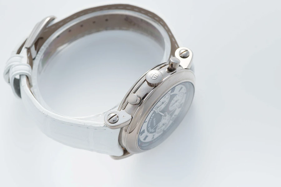 Chronograph Ref. 7002 CC DF in 18k White Gold