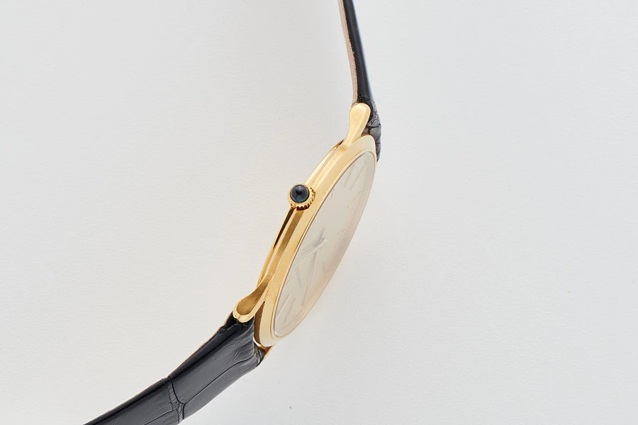 Dress Watch in 18k Yellow Gold