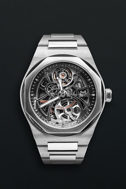 Laureato Skeleton