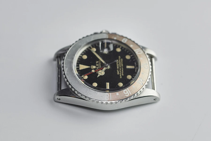 Rolex GMT Master 1675 "Pepsi" Faded Bezel, Gilt Dial