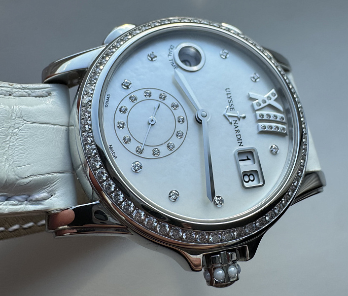 Dual Time Manufacture Ladies in Stainless steel with Diamonds