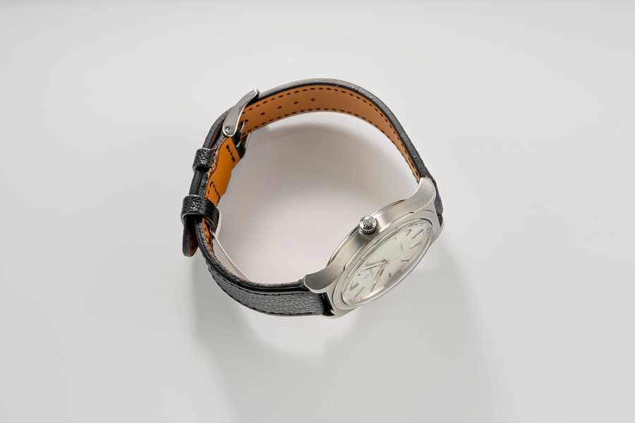 Genève Ref. 1360102 in Stainless Steel