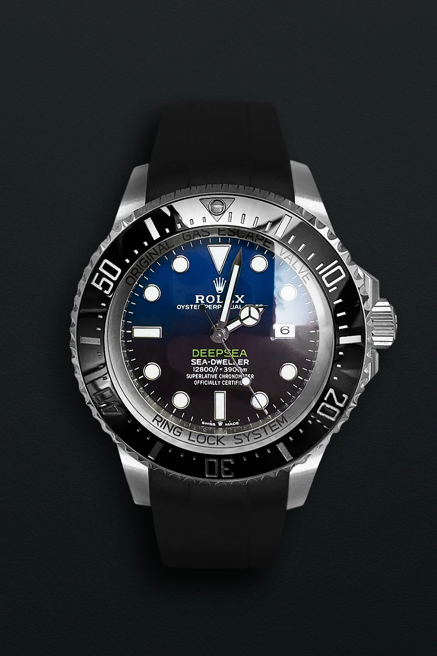 Sea-Dweller Deepsea D-Blue 126660 ‘James Cameron Dial’