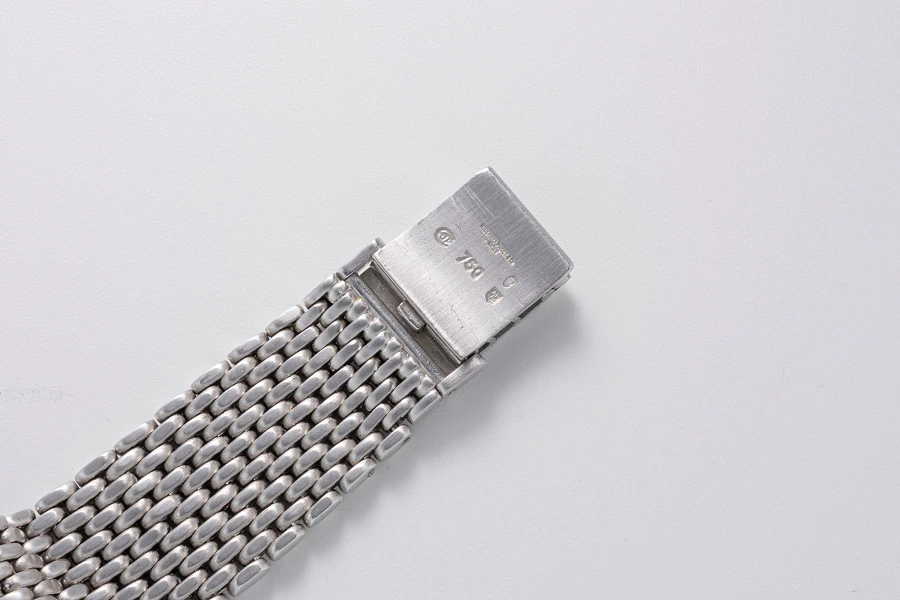 Classic Calendar Ref. 25589 in 18k White Gold