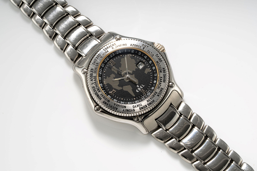 Voyager World Time Ref. 9124913 in Stainless Steel