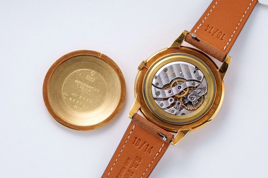 Calatrava Ref. 2525 in 18k Yellow Gold