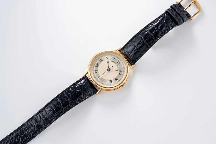 Italian Limited Edition Ref. 3840 in 18k Yellow Gold