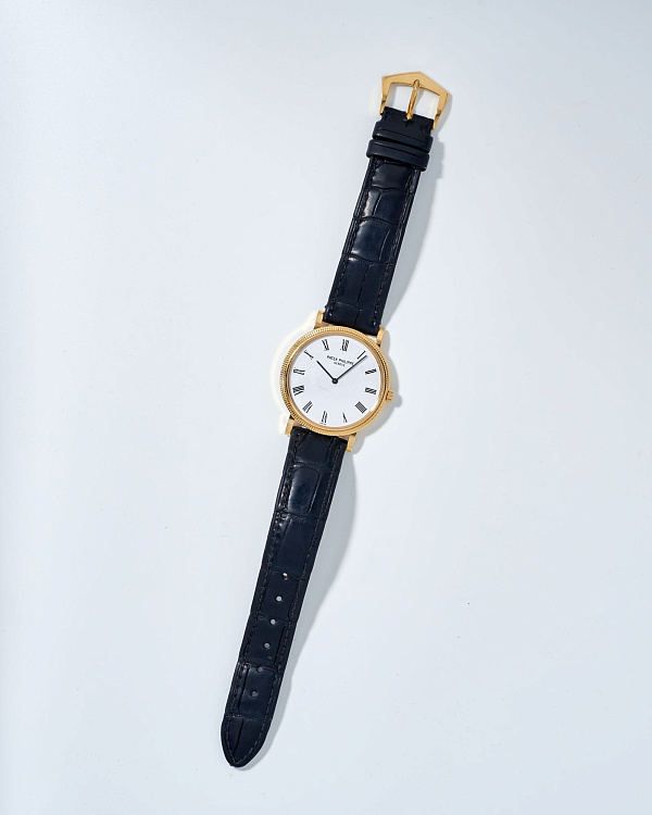 Calatrava 5120 ‘Clous de Paris’ Automatic Yellow Gold