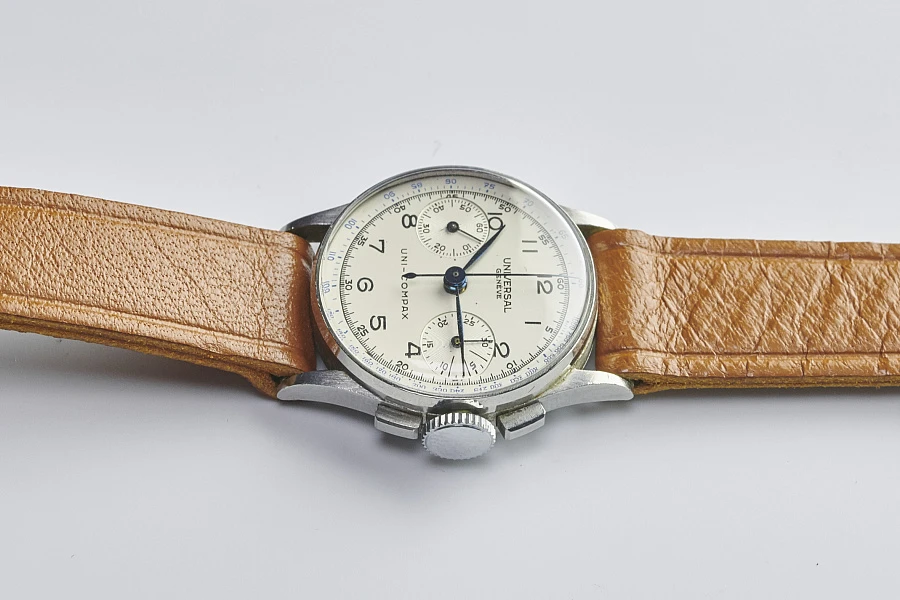 Universal Genève Uni-Compax Lady