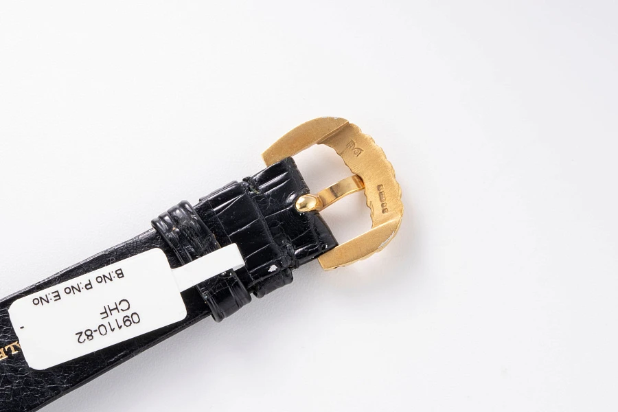 Rope Bezel Oval Dress Watch in 18k Yellow Gold