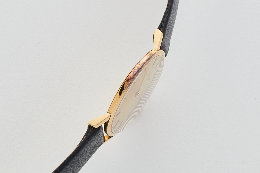 Dress Watch in 18k Yellow Gold