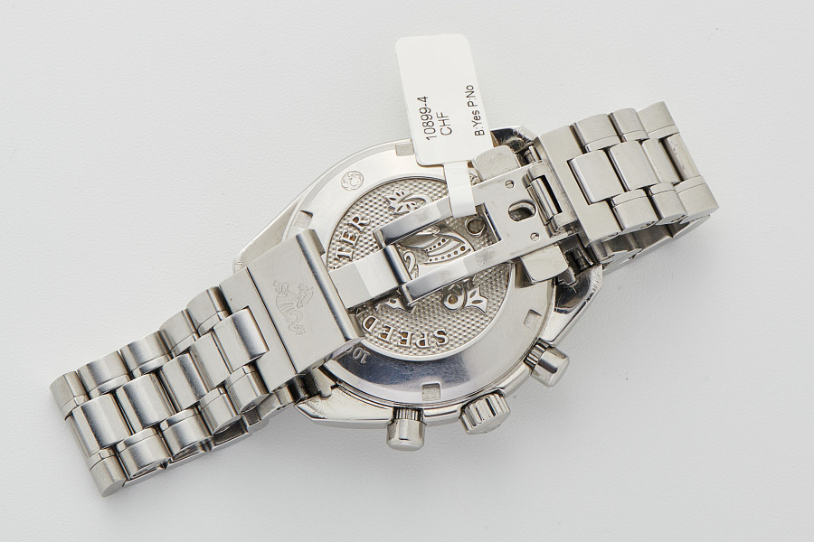 Speedmaster Reduced Ref. 3835.70.36 with Mother of Pearl Dial