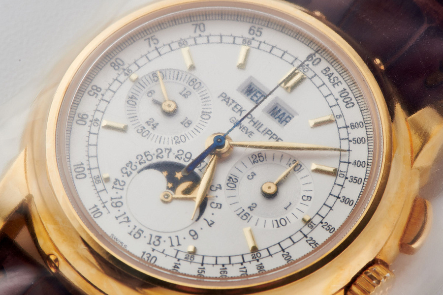 Perpetual Calendar Chronograph Ref. 5970J in 18K Yellow Gold Sealed Full Set from 2008