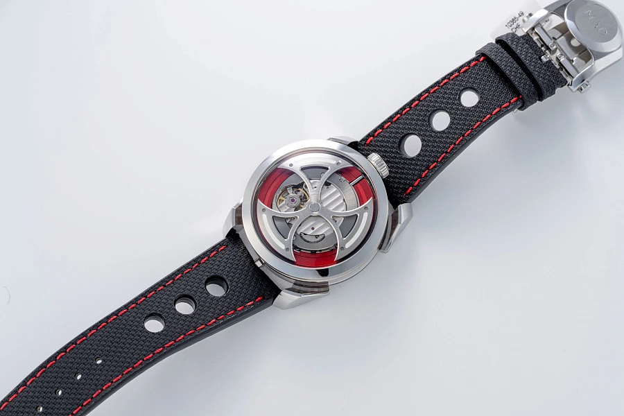 M.A.D. 1 Red in Stainless Steel