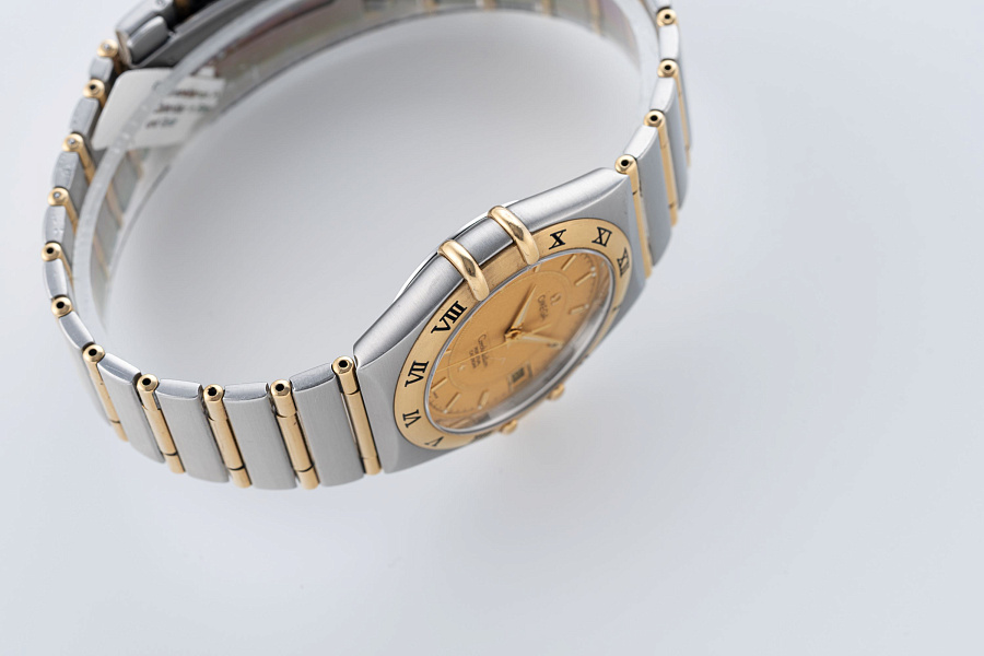 Constellation Pertpetual Calendar Ref. 3961202 in Stainless Steel and 18k Yellow Gold
