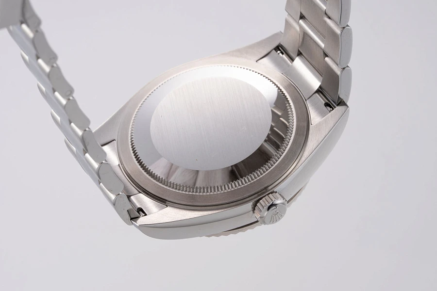 Skydweller Ref. 326934 in Stainless Steel