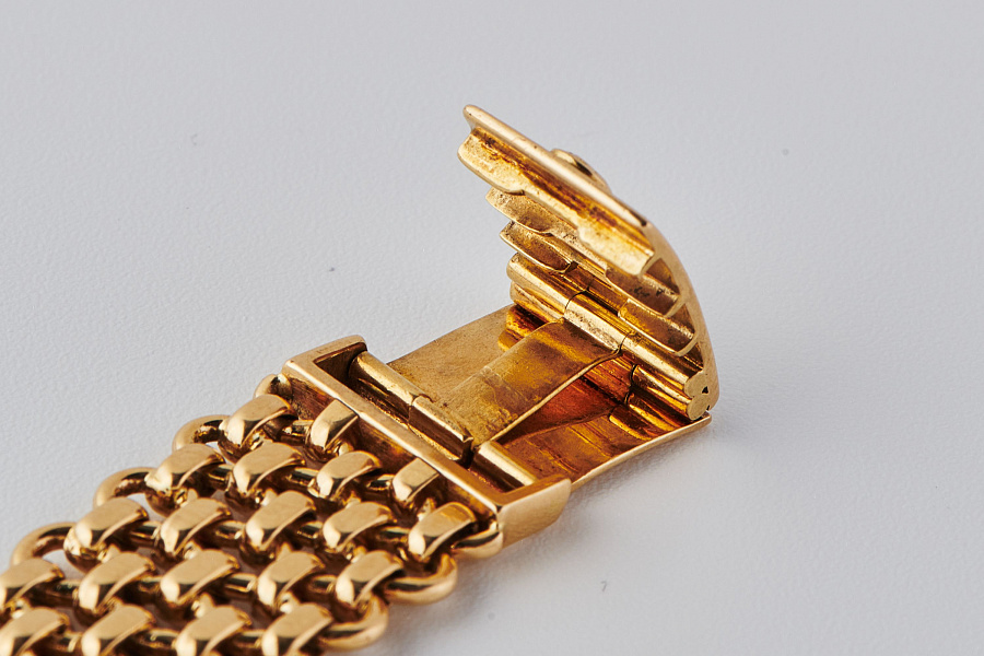 Ellipse Double Signed 'Beyer' in 18k Yellow Gold