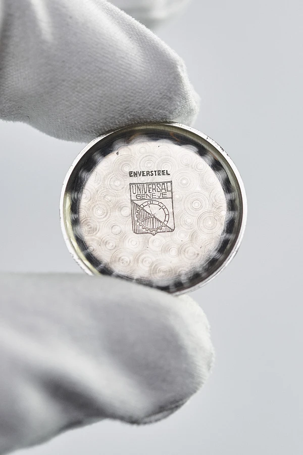 Universal Genève Uni-Compax Lady