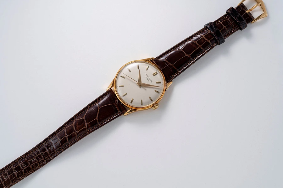 Calatrava Ref. 3411 in 18k Yellow Gold with Pink Patina
