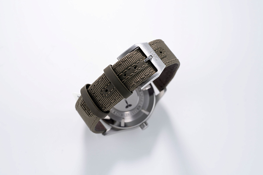 Spitfire Ref. IW326803 in Stainless Steel