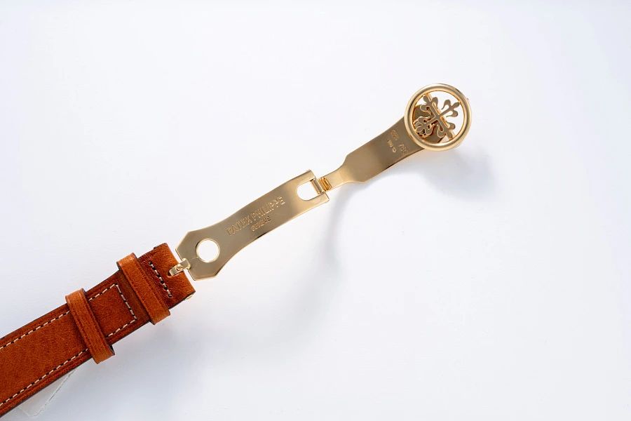 Tonneau Perpetual Calendar Ref. 5040J in 18k Yellow Gold