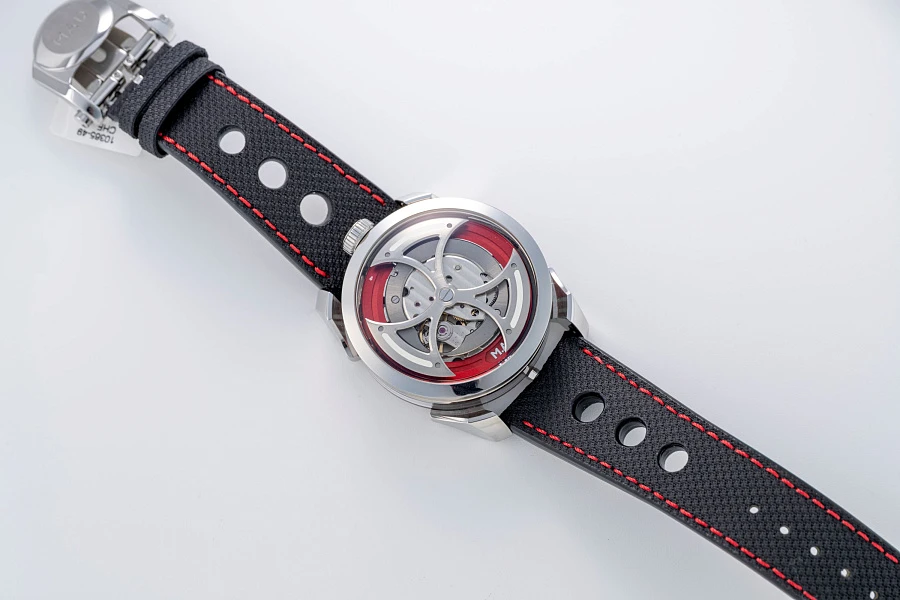 M.A.D. 1 Red in Stainless Steel