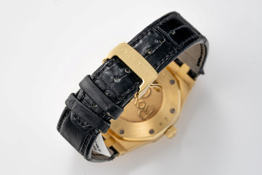 Royal Oak Dual Time Ref. 26120BA in 18k Yellow Gold
