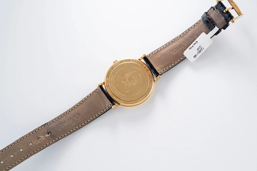 Italian Limited Edition Ref. 3840 in 18k Yellow Gold