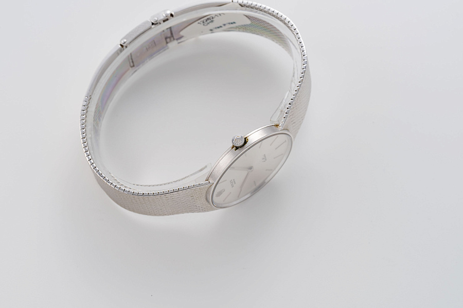 Cellini Ref. 3833/9 in 18k White Gold