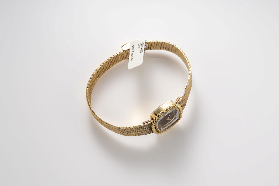 Rope Bezel Ladies Watch in 14k Yellow Gold