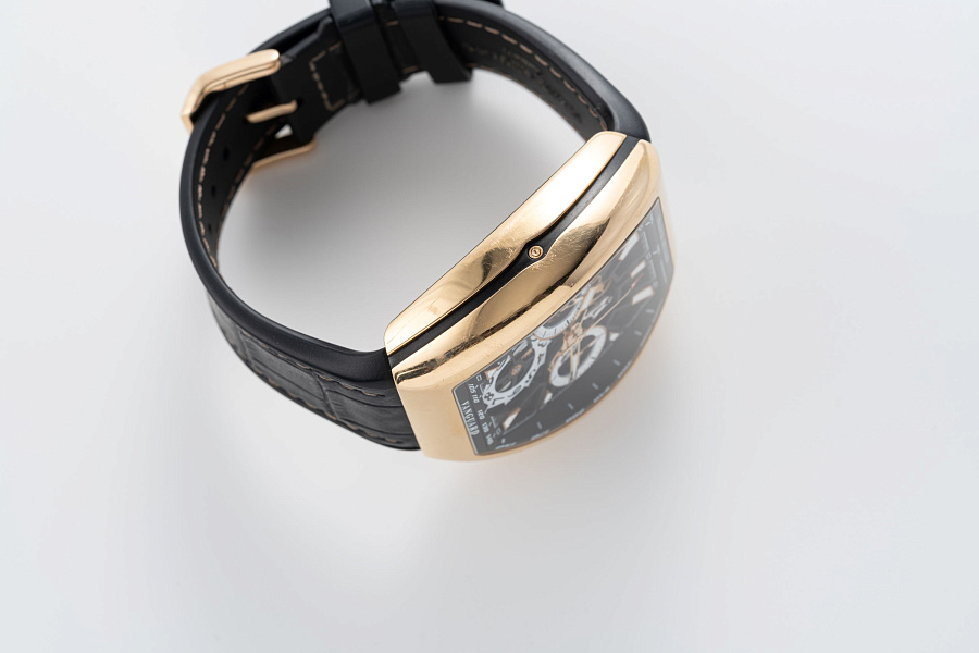 Vanguard Chronograph in 18k Rose Gold