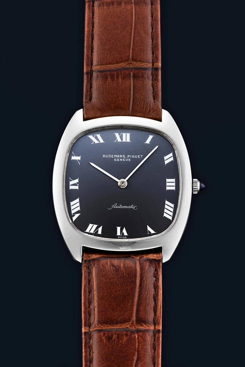 Ultra Thin Automatic Cushion Case Watch in 18k White Gold