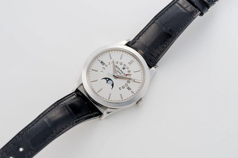 Perpetual Calendar Ref. 5496P in Platinum