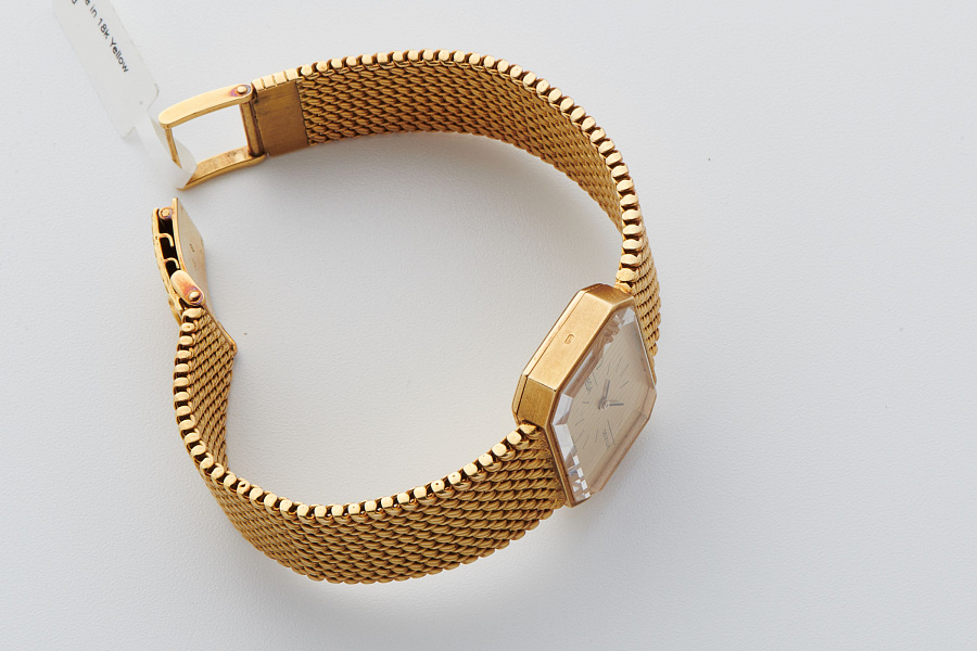 DeVille Ref. 8343 in 18k Yellow Gold