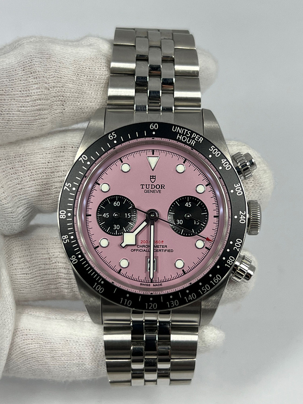 Heritage Black Bay Chronograph Inter Miami Pink 79360