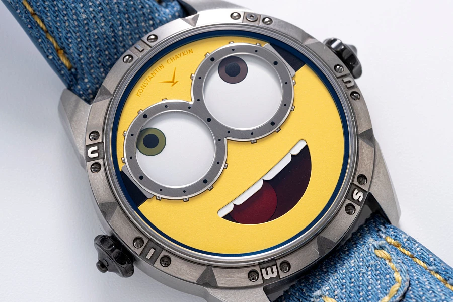 Wristmons 'Minion' in Titanium