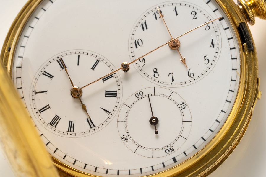 19th Century Dual Time Dead-Beat Seconds in 18k Yellow Gold with
