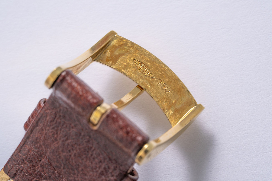 Elite GMT Ref. 30.0011.672 in 18k Yellow Gold