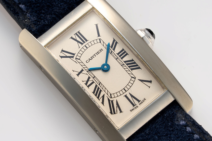 Tank Américaine Ref. 2489 in 18k White Gold
