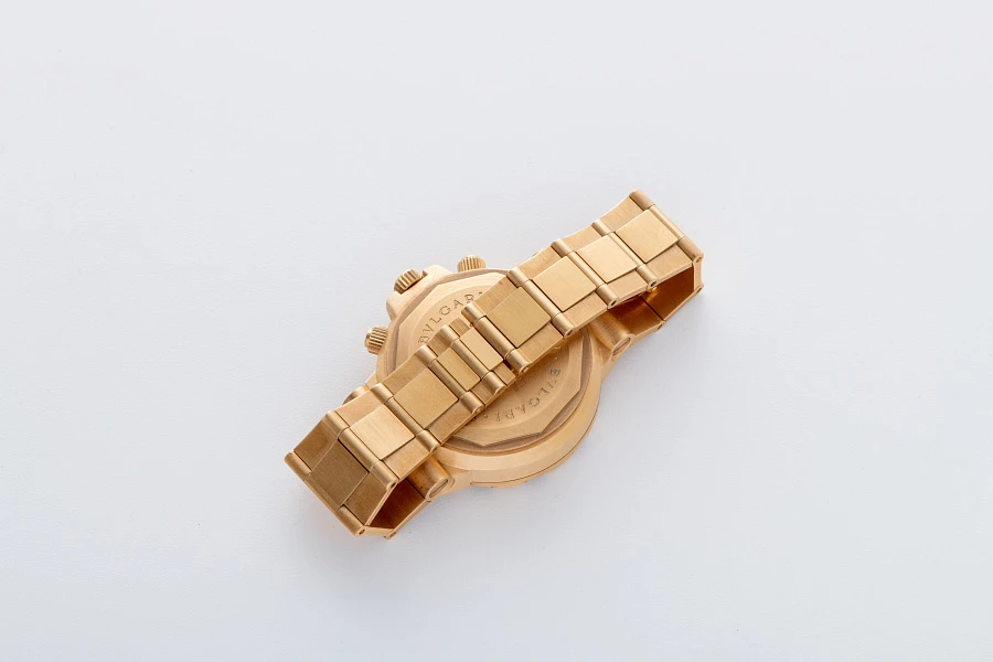 Diagono Scuba Chronograph Ref. SC38G  in 18k Yellow Gold