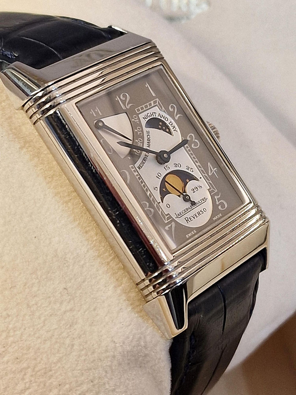 Reverso Platinum Number Two ‘Sun Moon’ Limited Edition 125