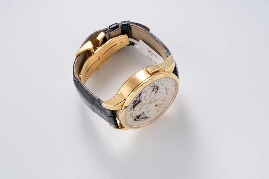 Duomètre Ref. Q6040420 in 18k Yellow Gold