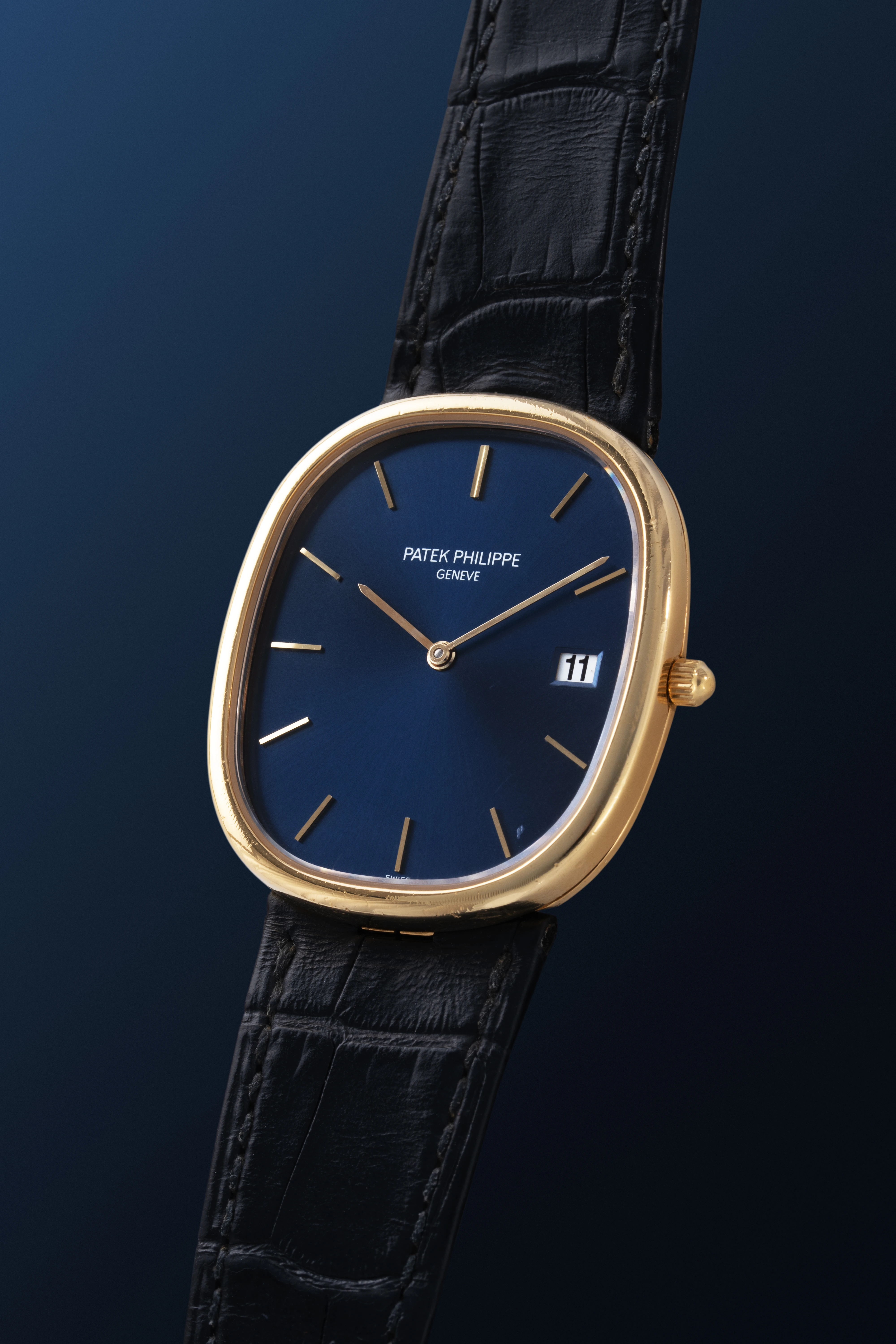 Ellipse Quartz Ref. 3747 in 18k Yellow Gold