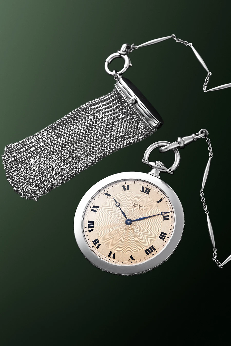 Platinum Pocketwatch diamond-set 1912 with platinum Cartier purse