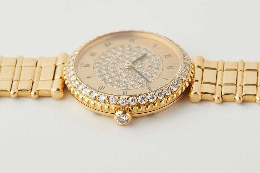 Diamond-Set Ladies Watch in 18K Yellow Gold
