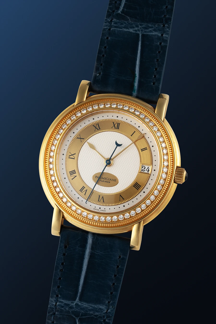 Toric in 18k Yellow Gold with Diamonds