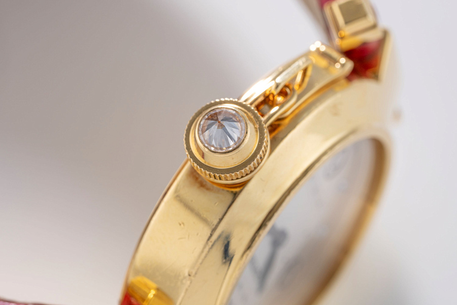Pasha Ref. 2811 in 18k Yellow Gold