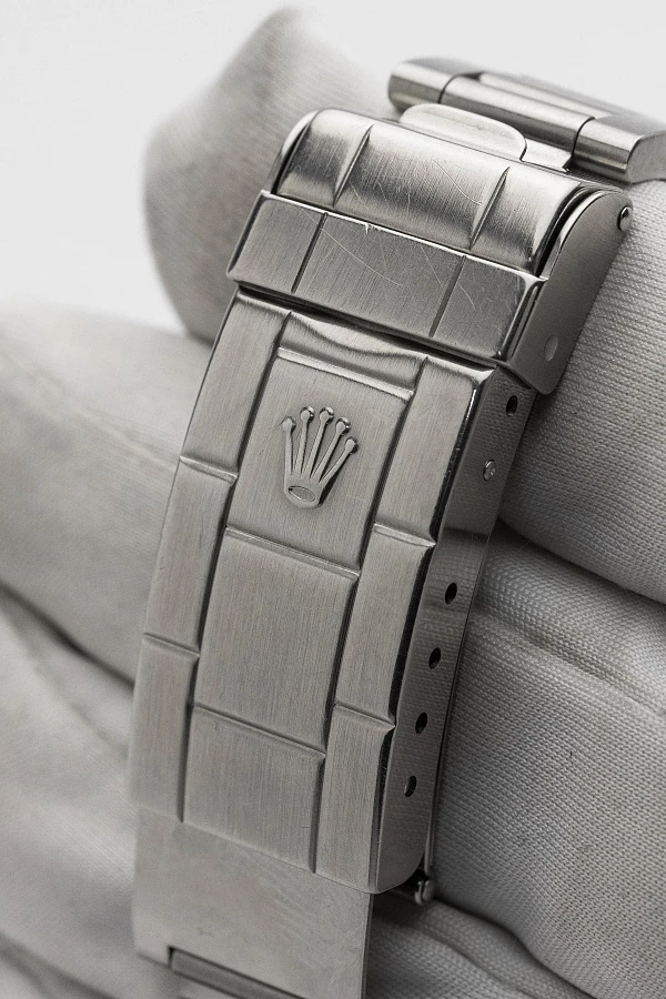 Rolex Submariner 16610