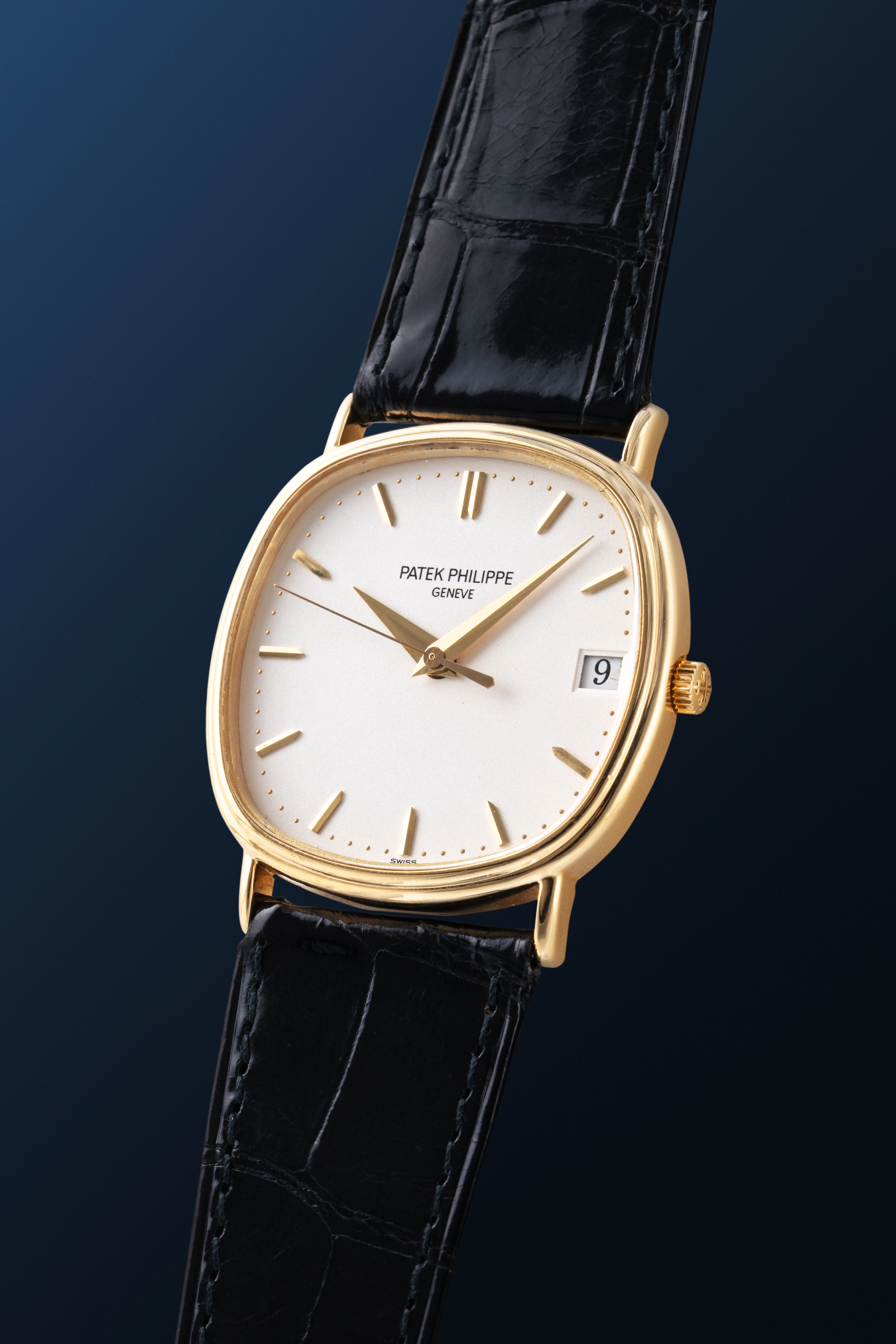 Ellipse Ref. 3734 in 18k Yellow Gold